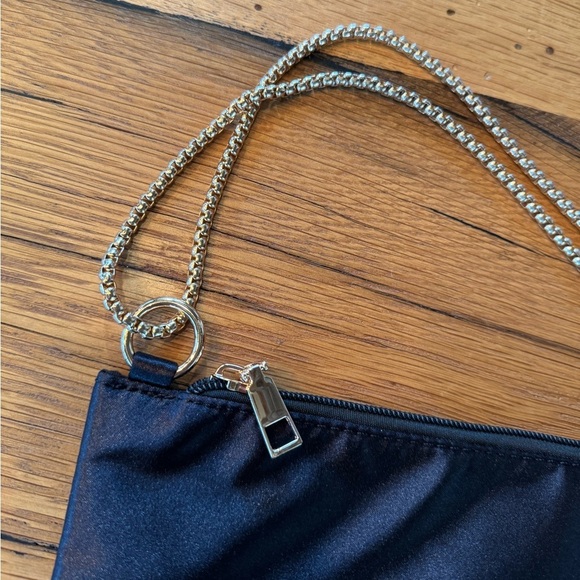 Unbranded Black Evening Bag With Gold Chain - Picture 2 of 2